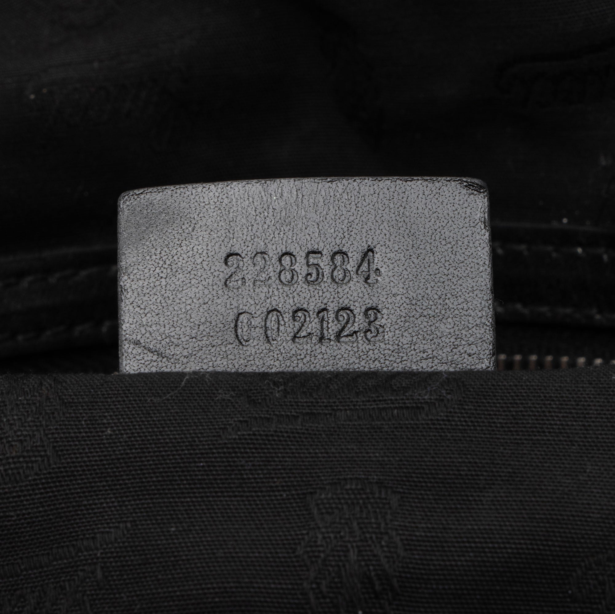 Gucci Iridescent Patent Leather Icon Bit Hobo (SHF-lmJOkR)