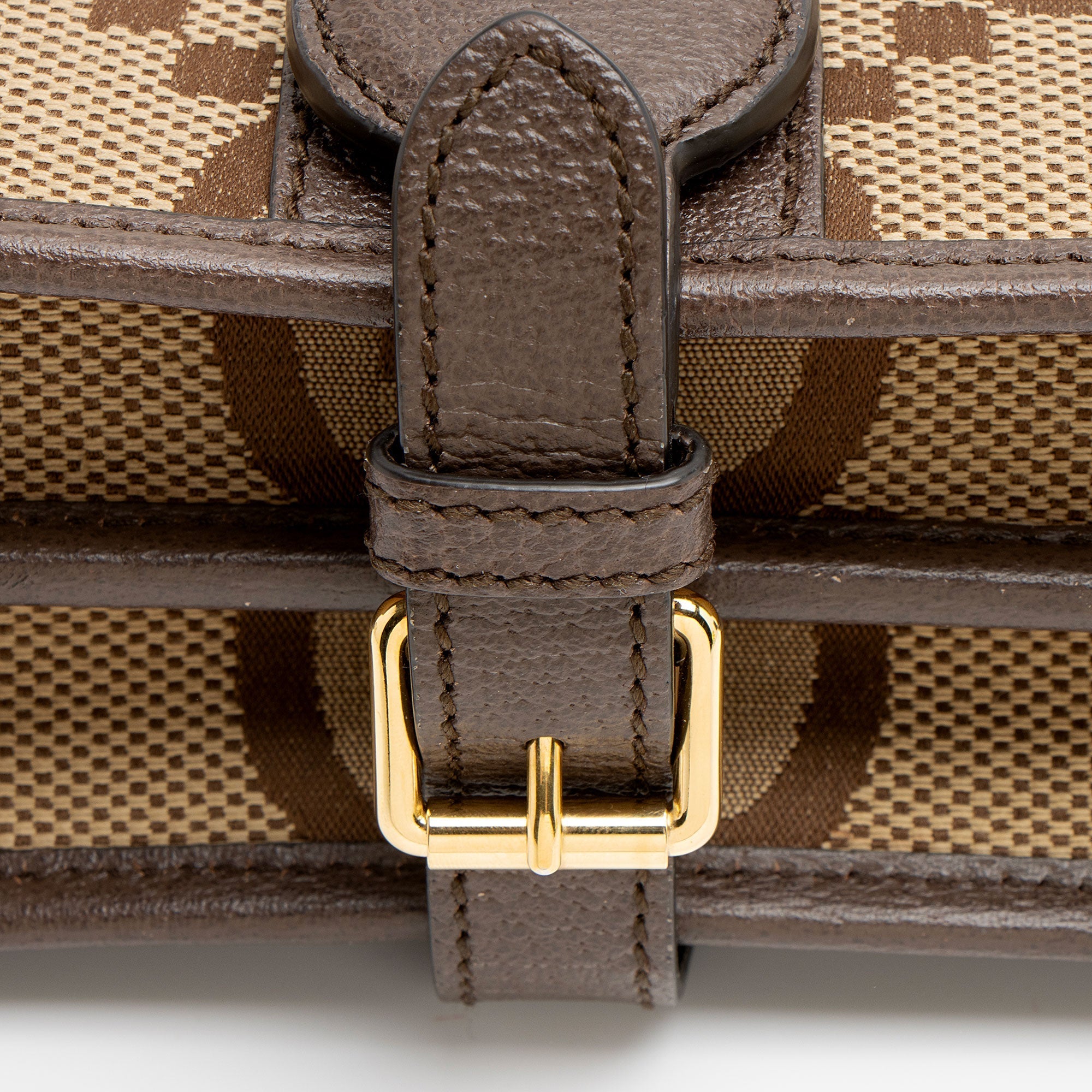Gucci Jumbo GG Canvas Mini Messenger