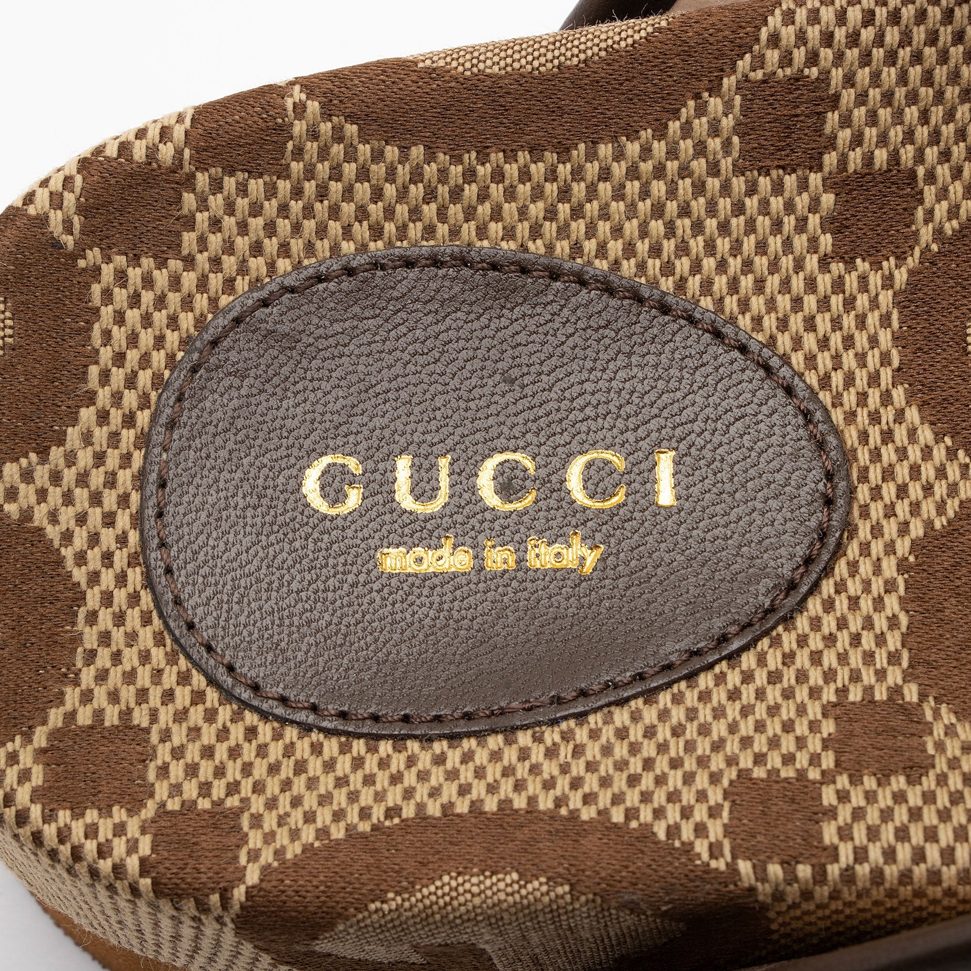 Gucci Jumbo GG Canvas Platform Slides - Size 8 / 38 (SHF-wQbSDE)