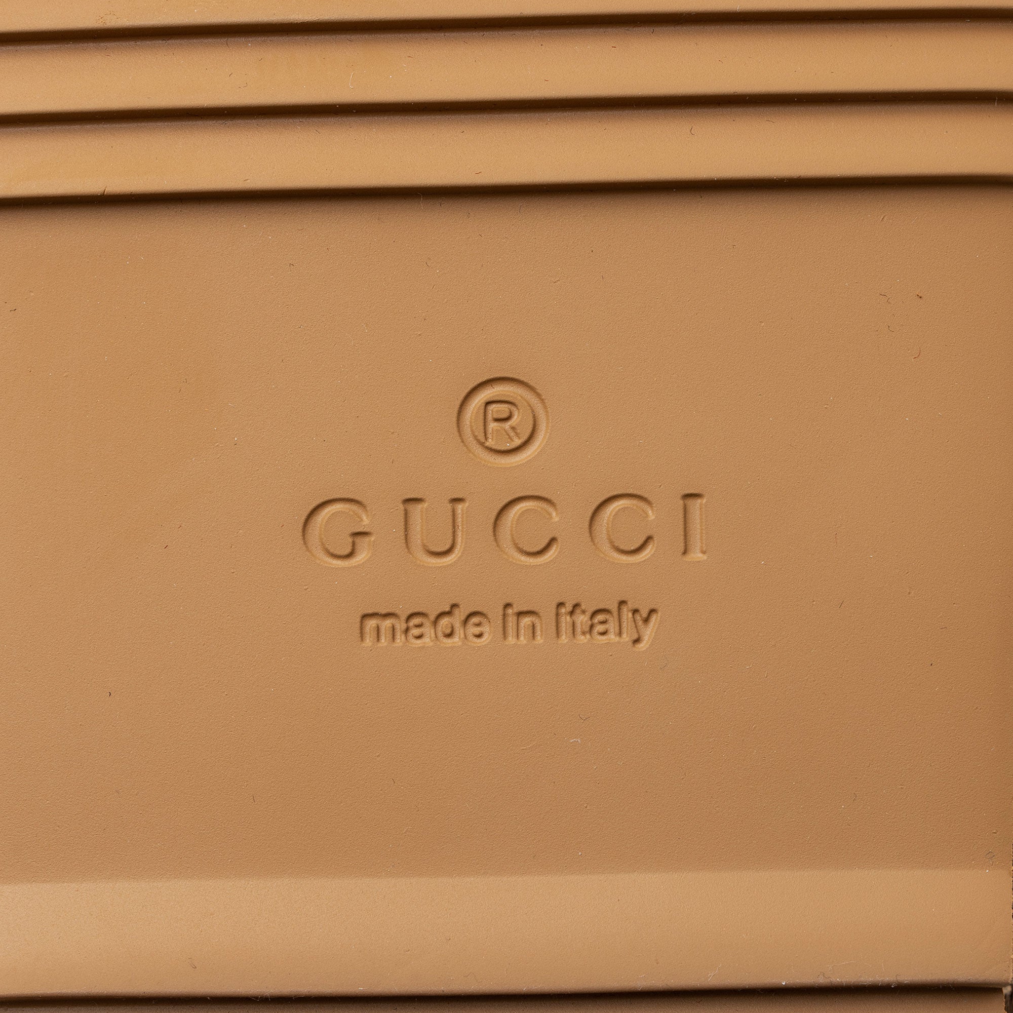 Gucci Jumbo GG Canvas Printed Platform Slides - Size 10 / 40 (SHF-cGb3vr)