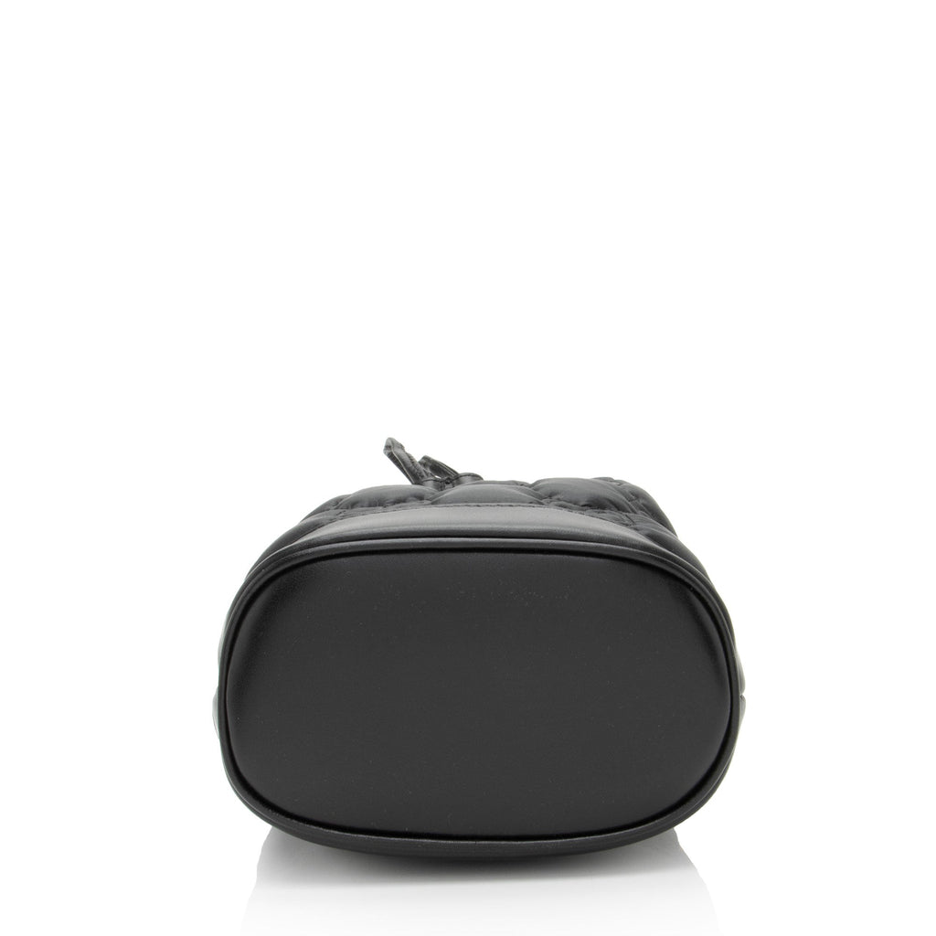 Gucci Jumbo GG Matelasse Leather Bucket Bag