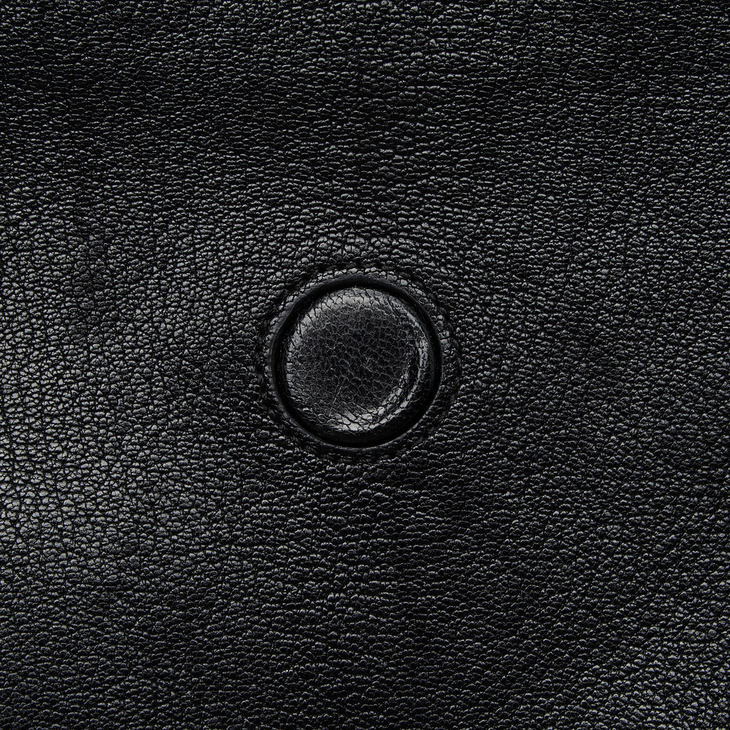 Gucci Leather Aphrodite Medium Shoulder Bag (SHF-YuLy0F)