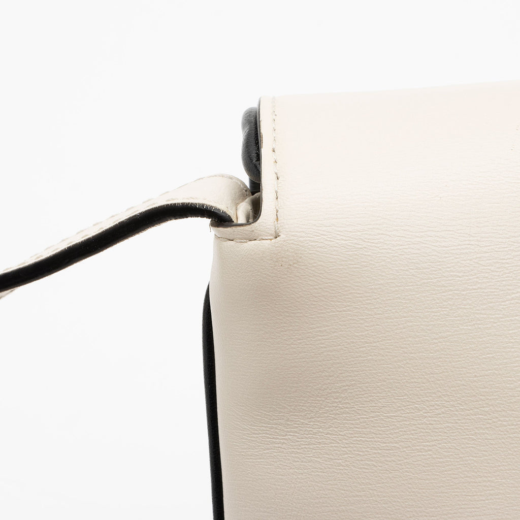 Chanel Gucci Leather Arli Medium Shoulder Bag (SHF-NCcLj2)