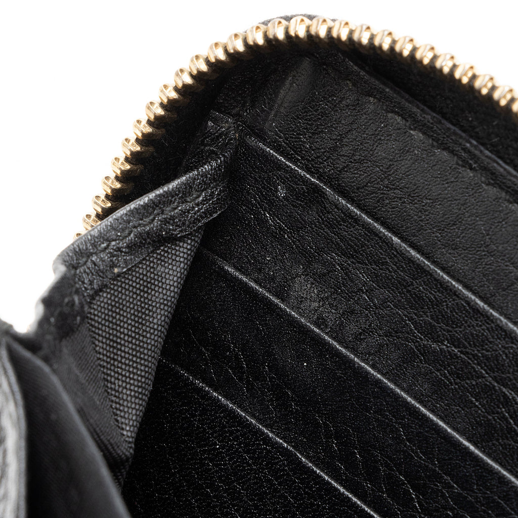 Gucci Leather Bamboo Tassel Zip Around Wallet (SHF-23545)