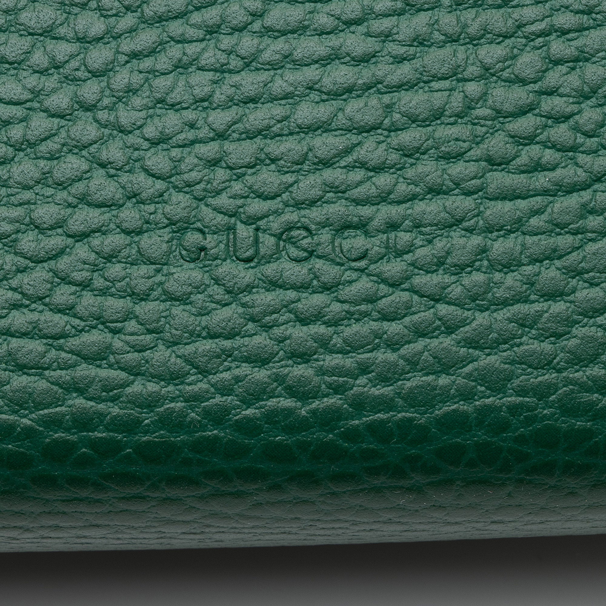Gucci Leather Crystal Dionysus Chain Wallet (SHF-roOomv)