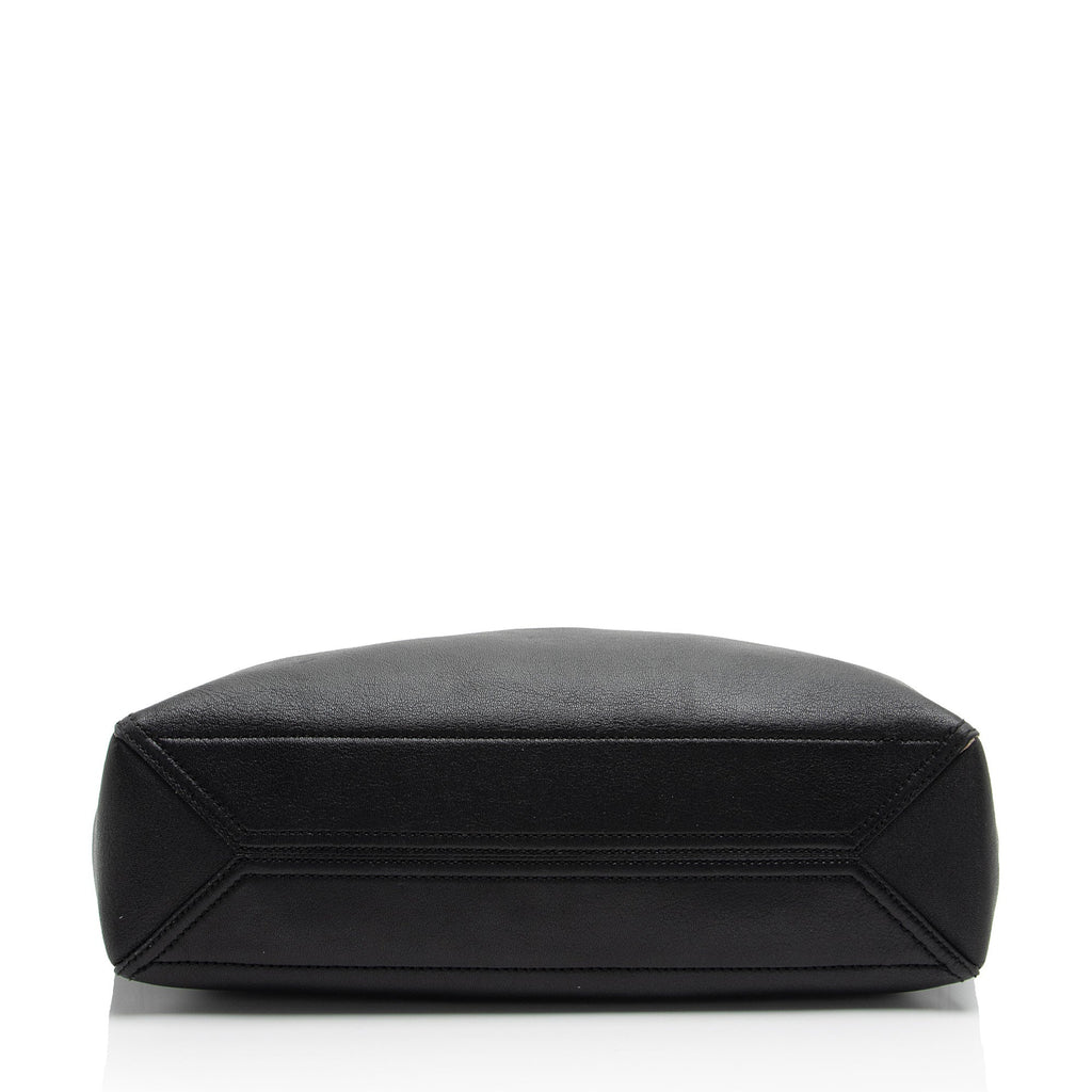 Gucci Leather Dahlia Medium Tote (SHF-G7nIG2)