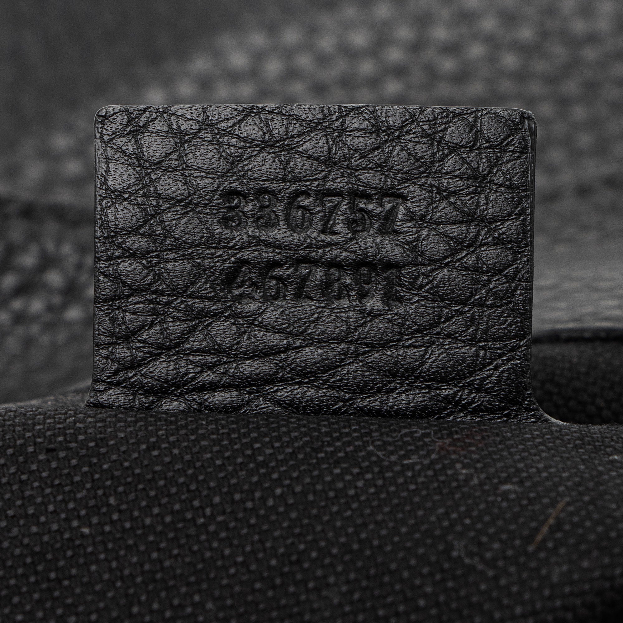 Gucci Leather Emily Shoulder Bag
