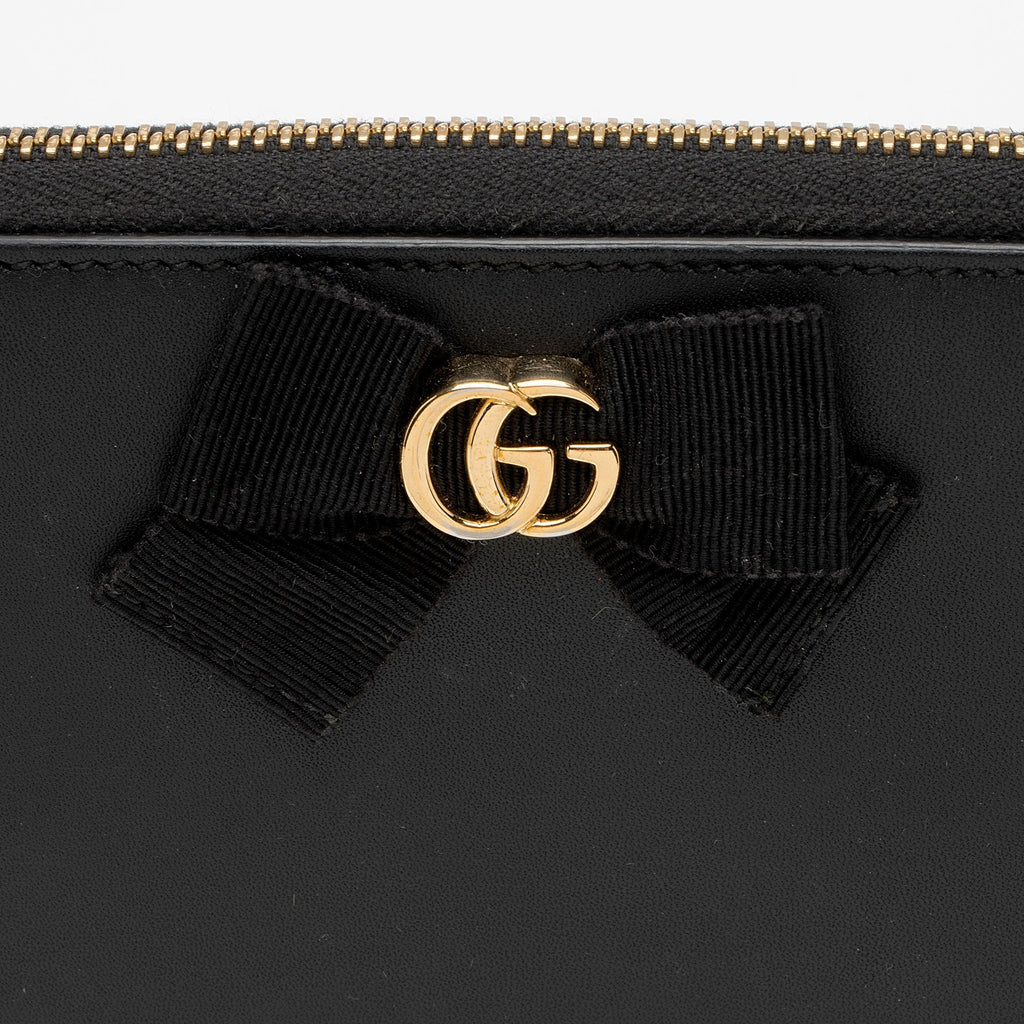 Gucci Leather GG Bow Zip Around Wallet (SHF-fr8dTS)