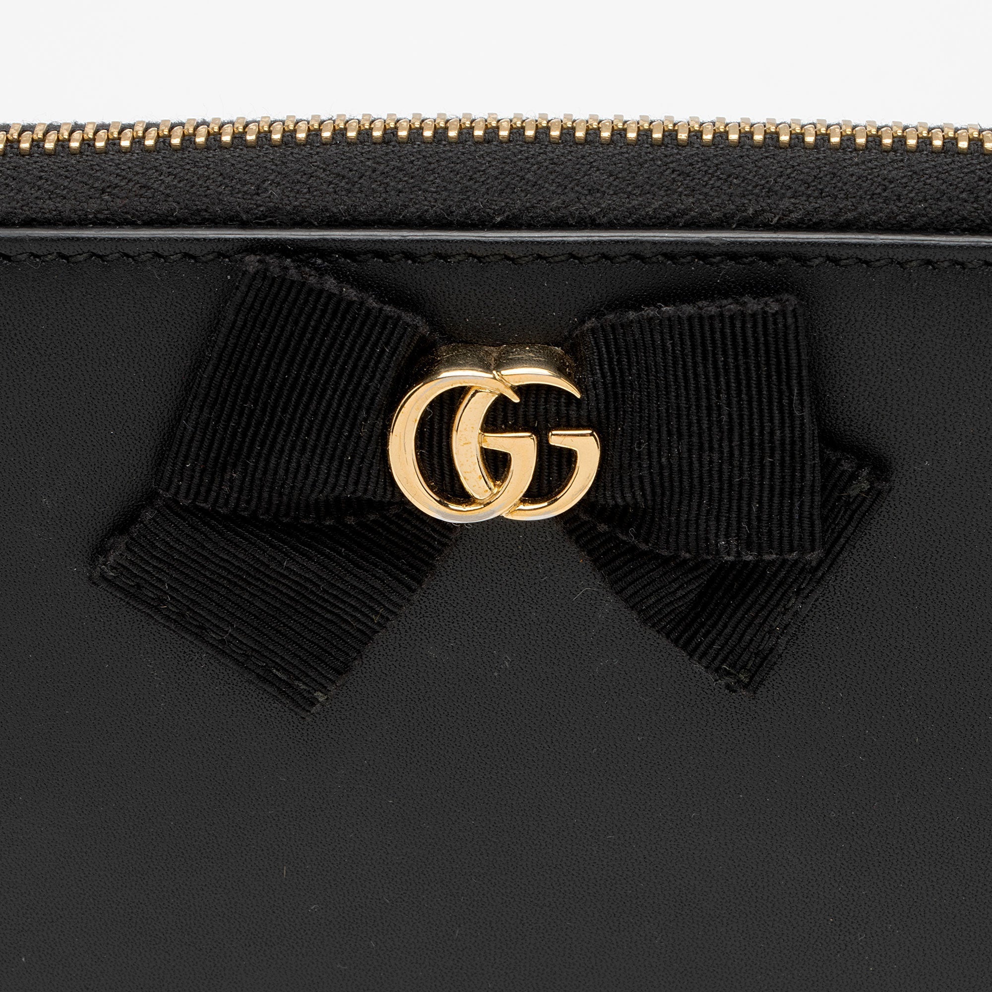 Gucci Leather GG Bow Zip Around Wallet (SHF-fr8dTS)