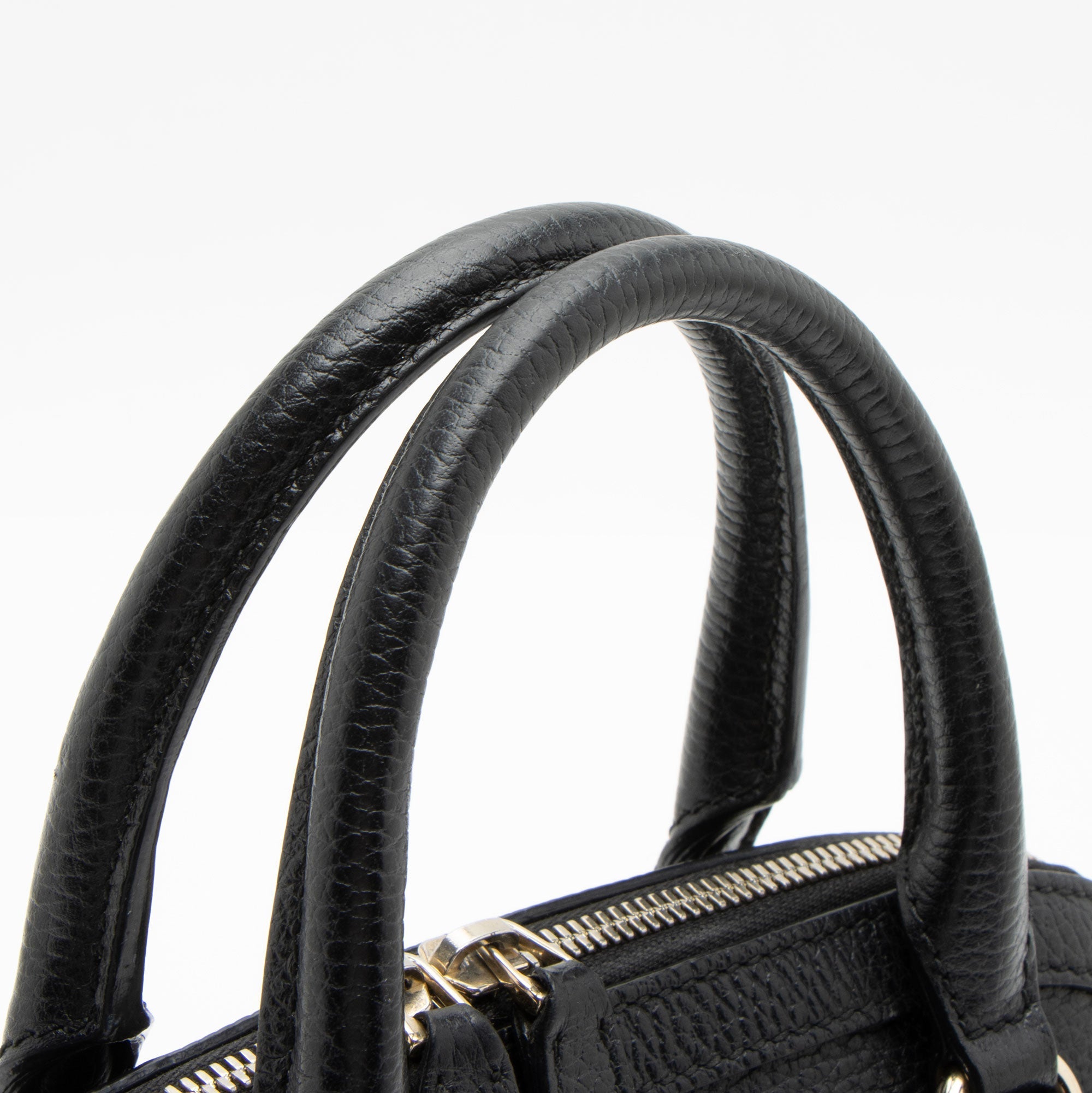 Gucci Leather GG Charm Dome Small Shoulder Bag (SHF-RTrfn9)