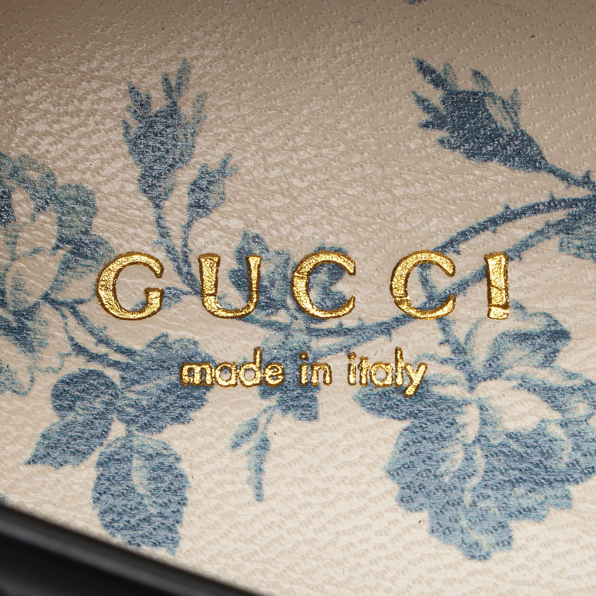Gucci Leather Horsebit Lug Sole Loafers - Size 7 / 37