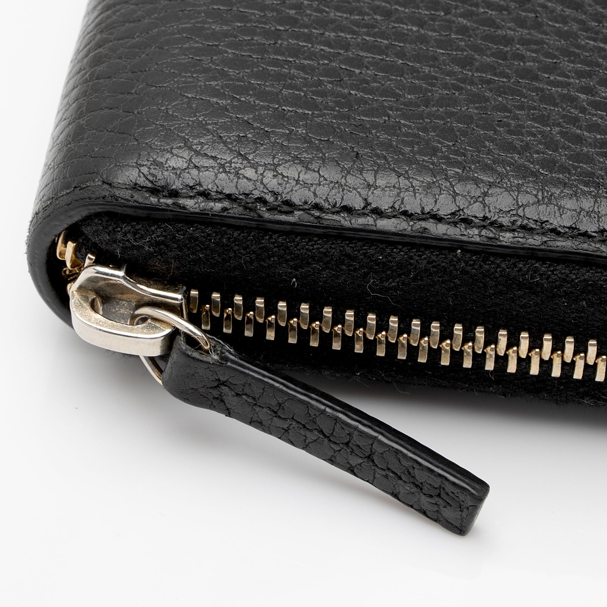Gucci Leather Interlocking G Betty Zip Around Wallet (SHF-oH87eO)