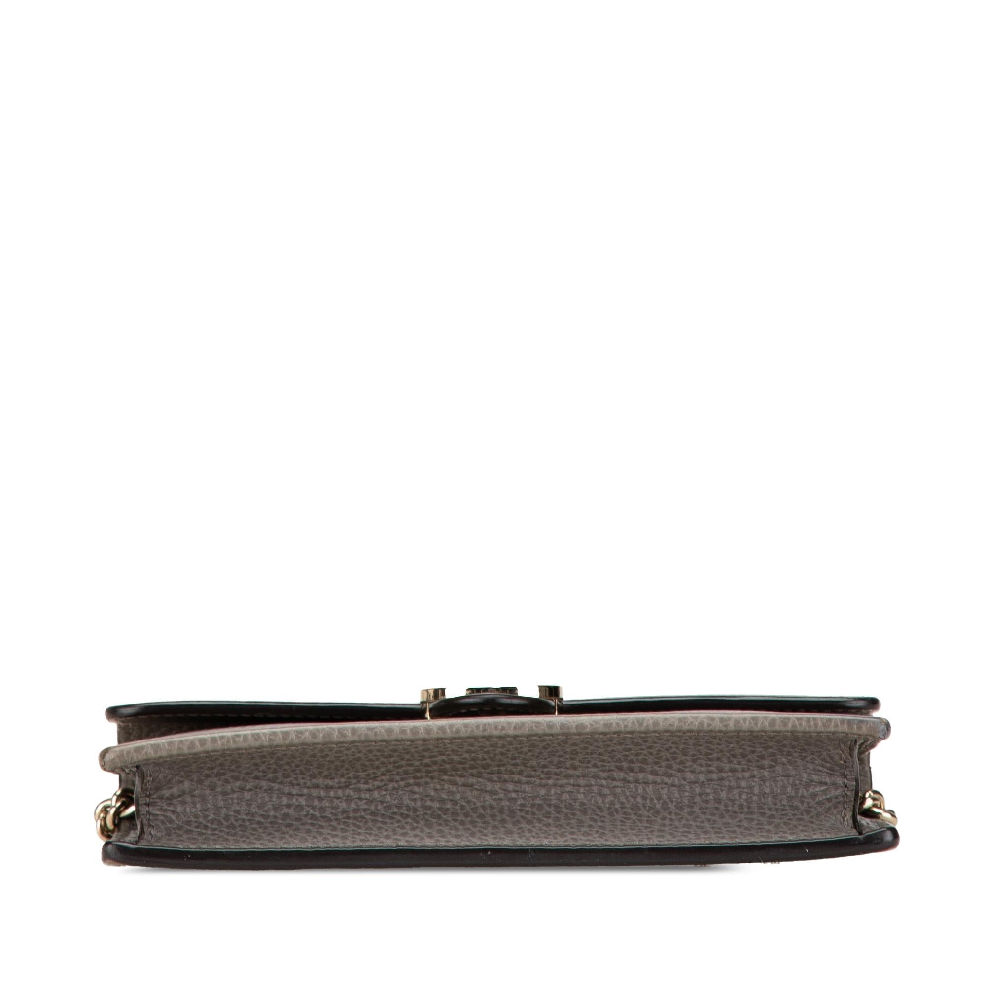 Gucci Leather Interlocking G Dollar Wallet on Chain