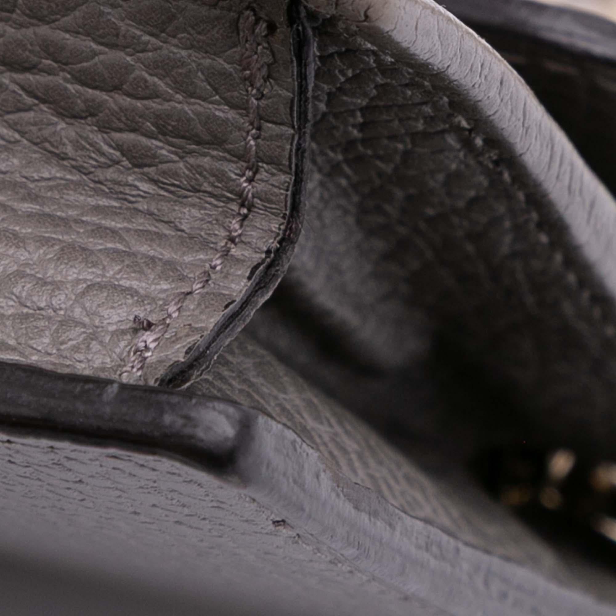 Gucci Leather Interlocking G Dollar Wallet on Chain