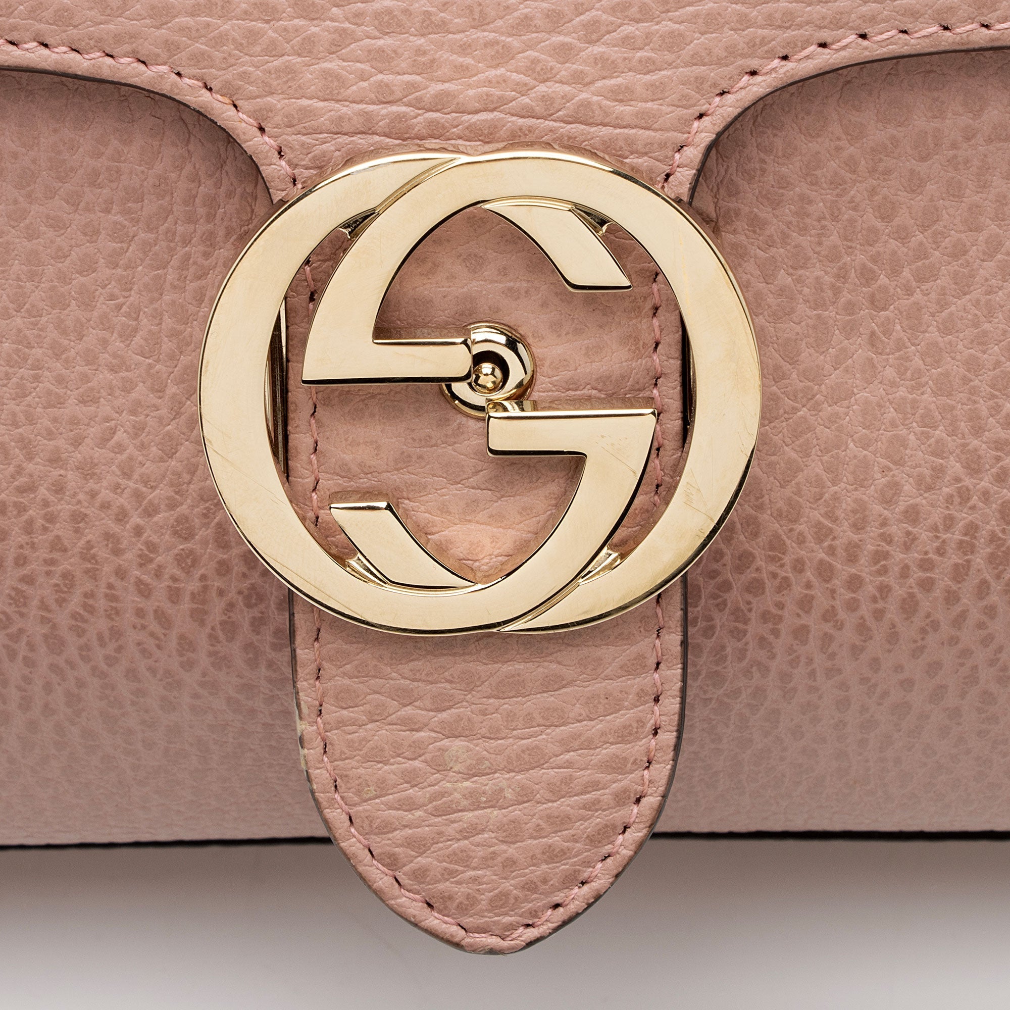 Gucci Leather Interlocking G Small Top Handle (SHF-WEVYEv)