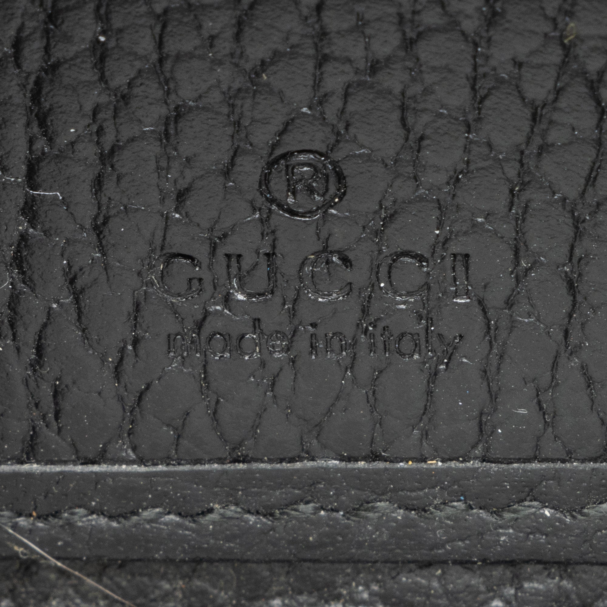 Gucci Leather Interlocking G Betty Zip Around Wallet (SHF-23831)