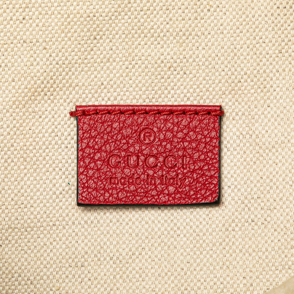 Gucci Leather Logo Belt Bag (SHG-sHPARA)