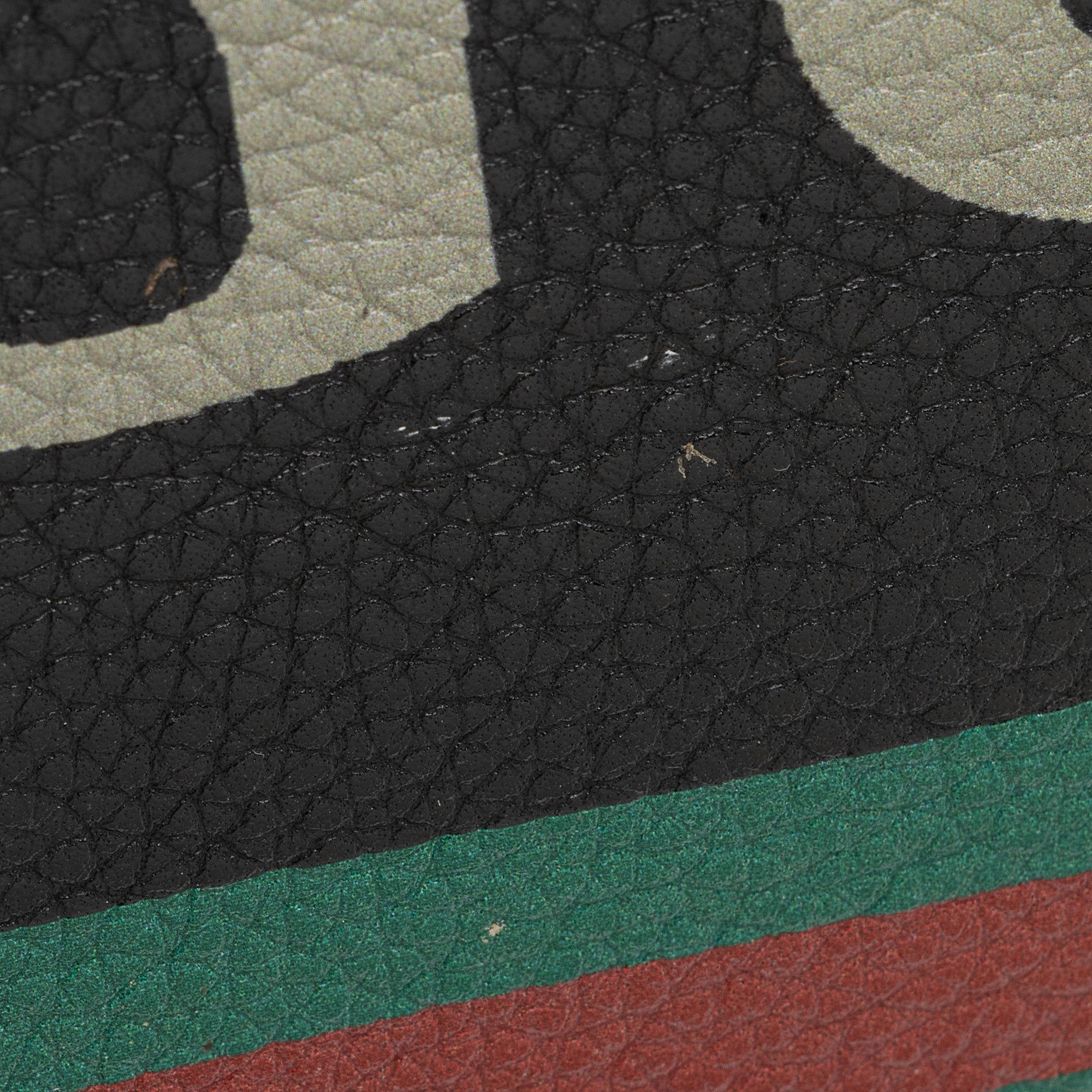Gucci Leather Logo Zip Large Pouch (SHF-YffhN8)