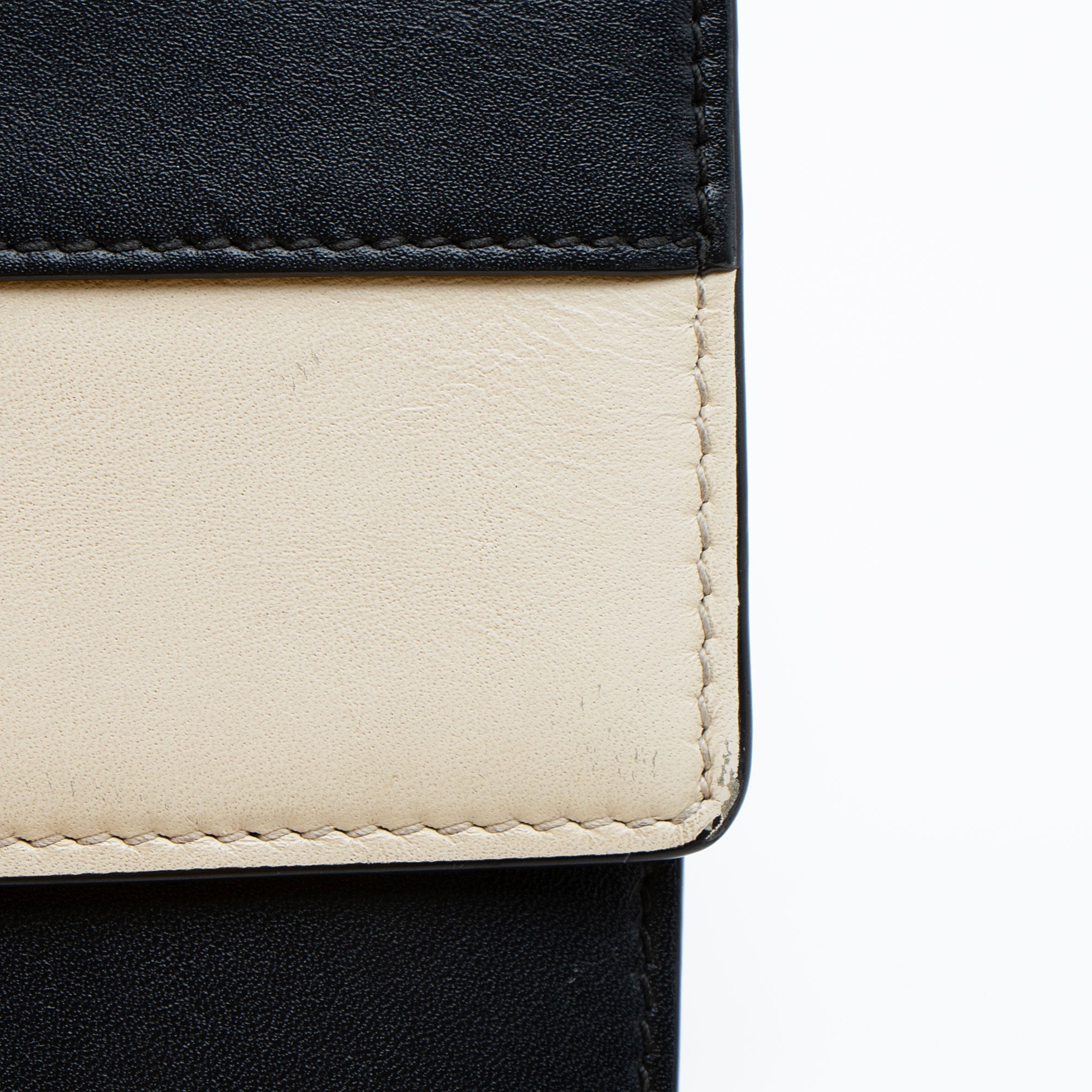 Gucci Leather Queen Margaret Wallet on Chain