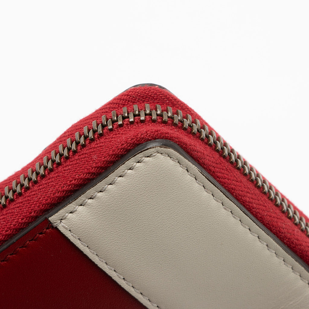 Gucci Leather Queen Margaret Zip Around Wallet (SHF-hAUh25)