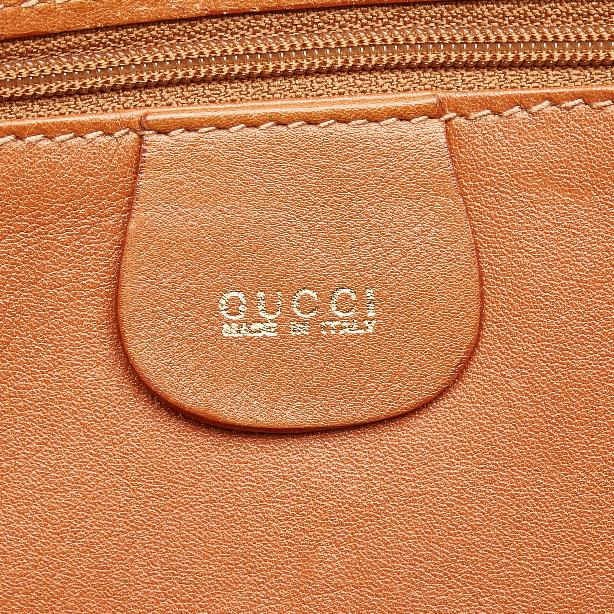 Gucci Leather Shoulder Bag (SHG-27353)