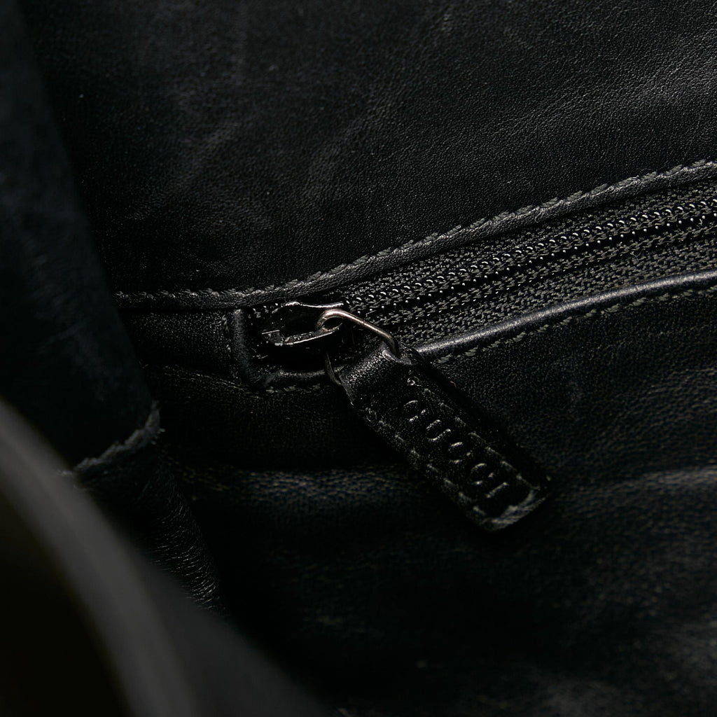 Gucci Leather Shoulder Bag (SHG-29237)
