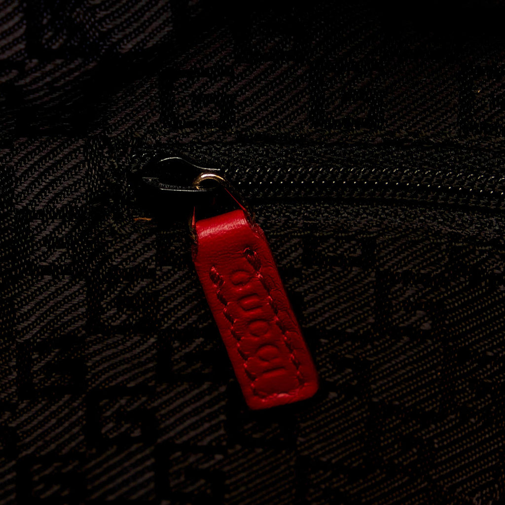 Gucci Leather Shoulder Bag (SHG-29443)