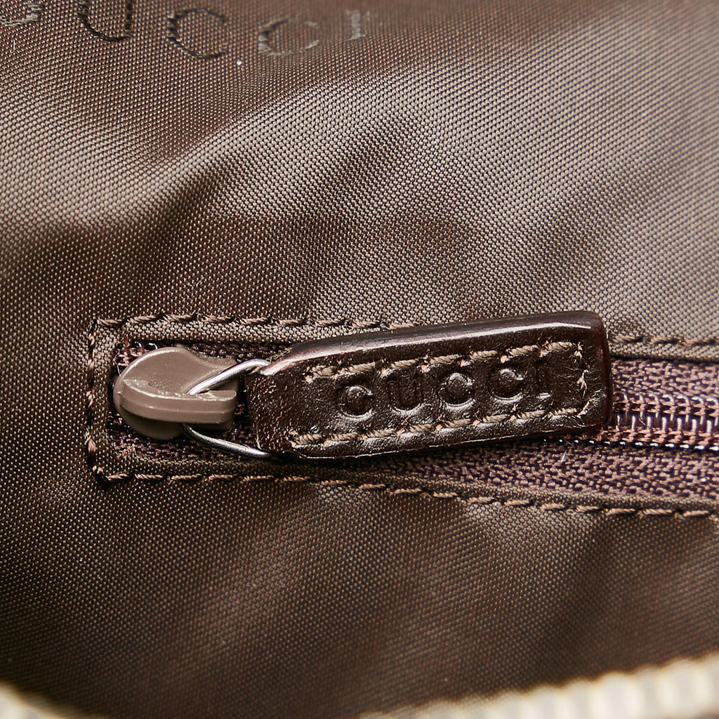 Gucci Leather Shoulder Bag (SHG-29853)