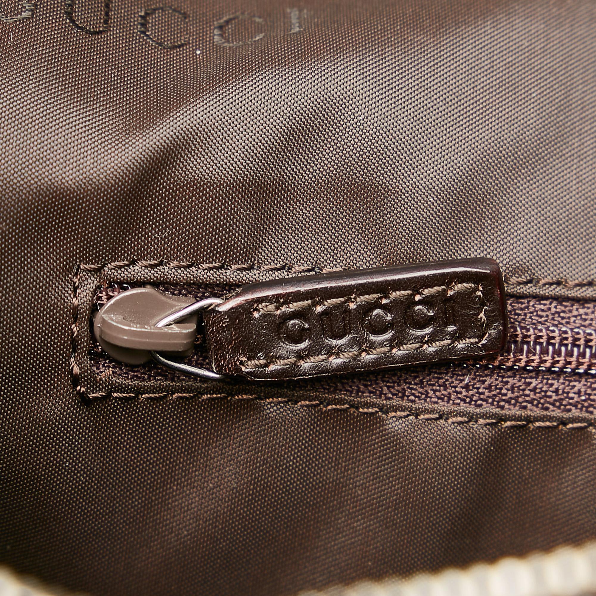 Gucci Leather Shoulder Bag (SHG-29853)