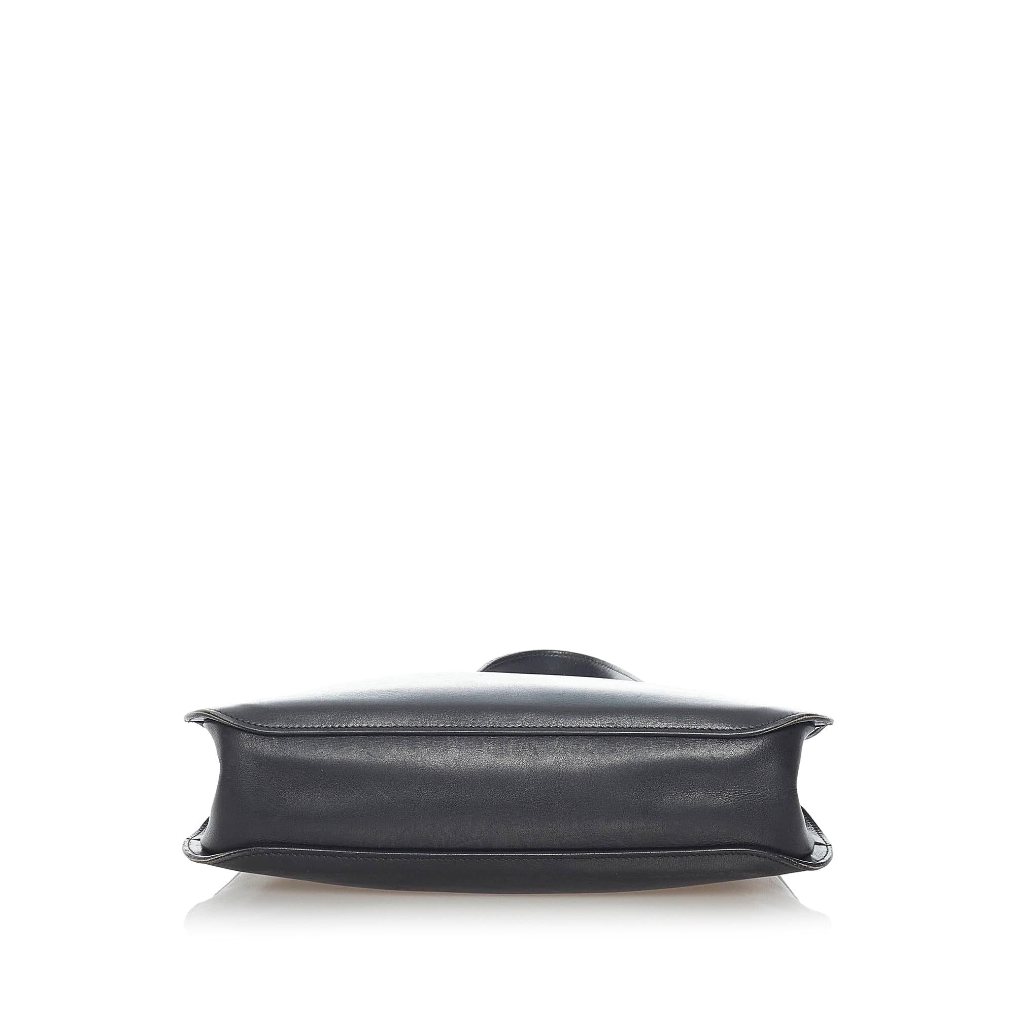 Gucci Leather Shoulder Bag (SHG-32080)