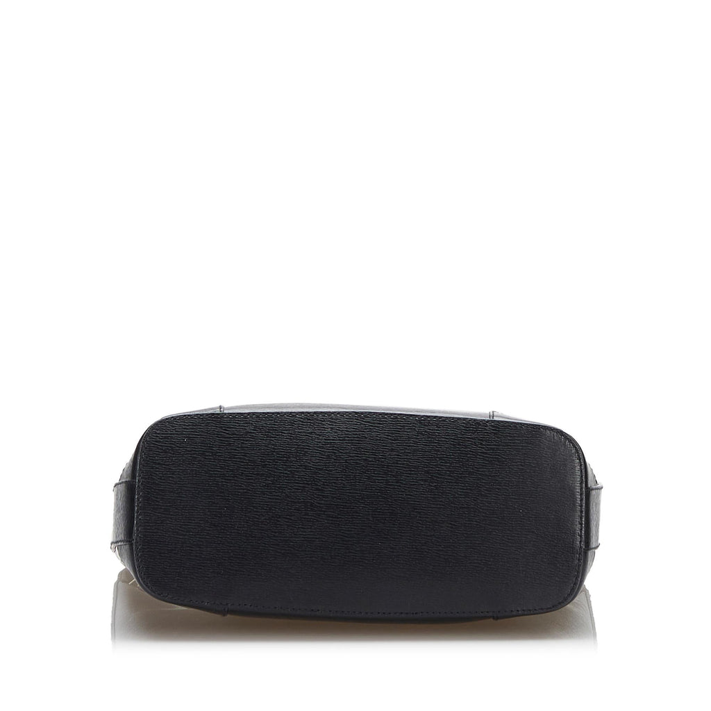 Gucci Leather Shoulder Bag (SHG-Cr1Dv5)