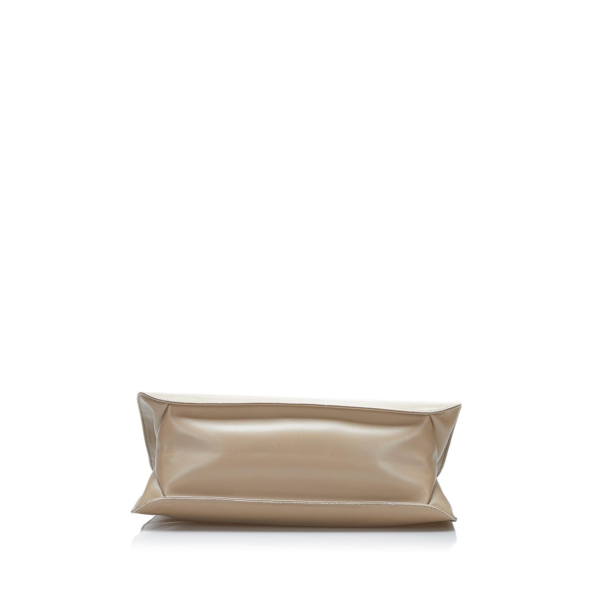 Gucci Leather Shoulder Bag (SHG-Mbyxog)