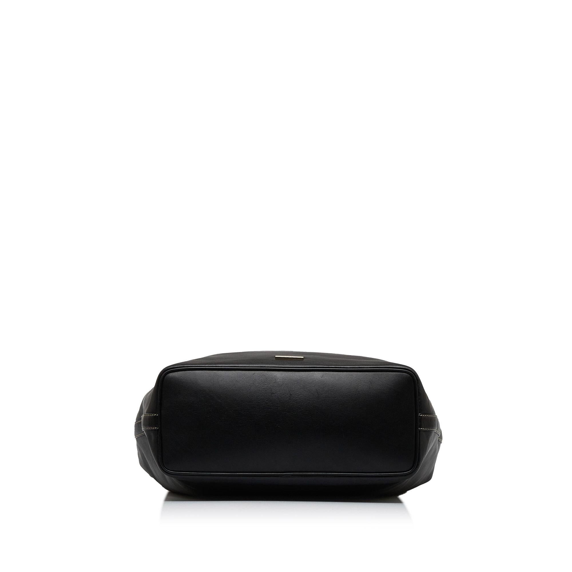 Gucci Leather Shoulder Bag (SHG-BBTMv6)