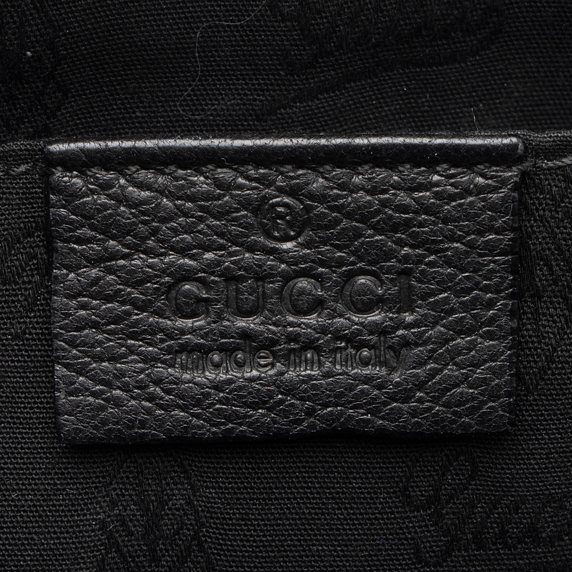 Gucci Leather Sienna Tassel Clutch (SHF-K7dFFR)