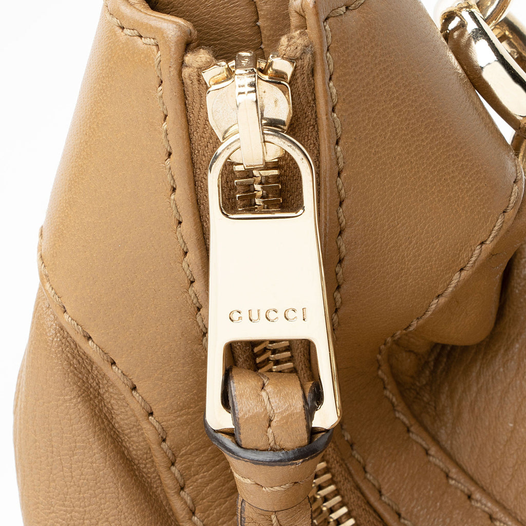 Gucci Leather SiLBna Medium Hobo