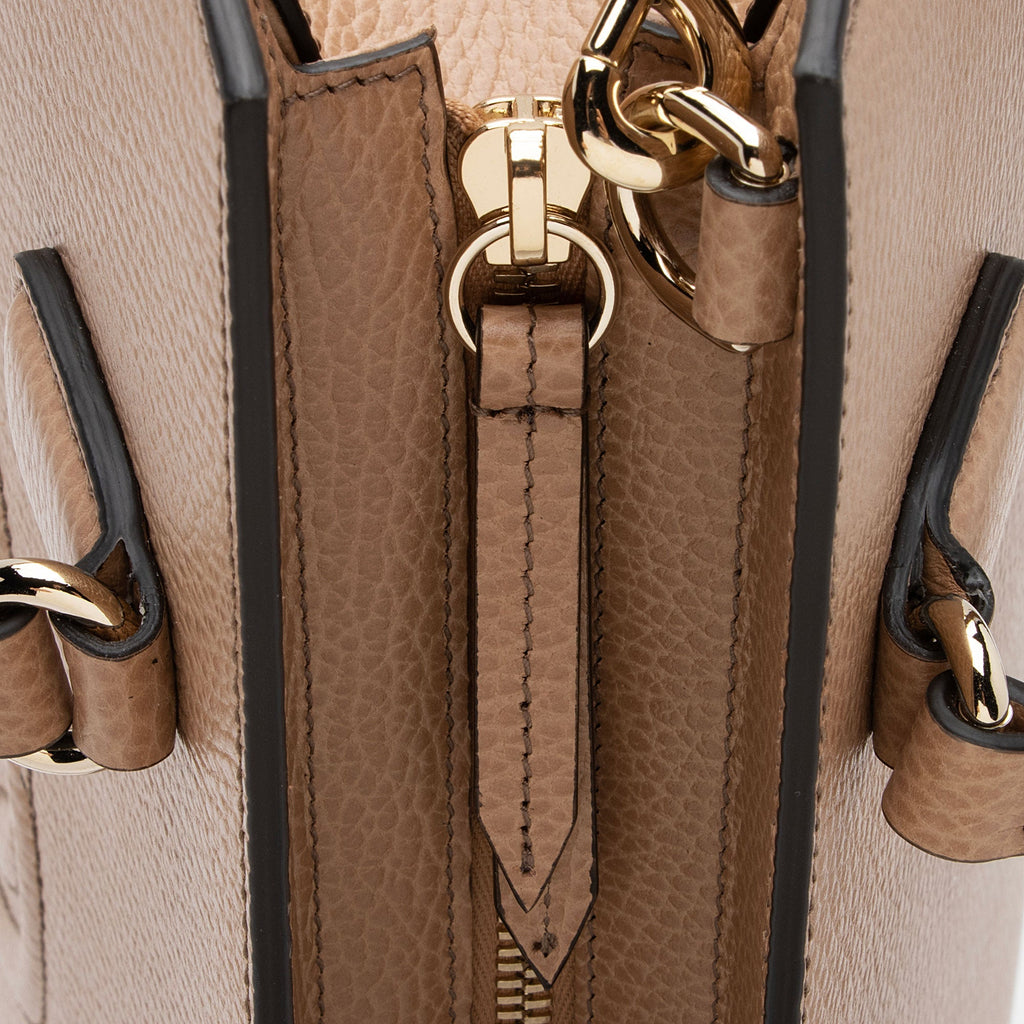 Gucci Leather Soho Medium Top Handle Satchel (SHF-auIjxm)