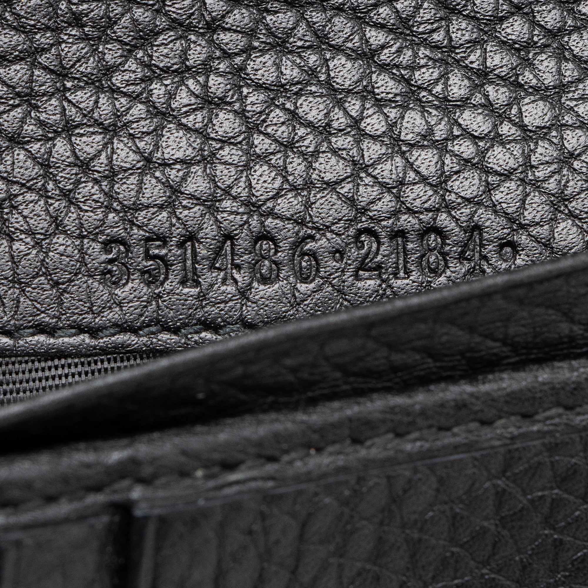 Gucci Leather Soho Medium Zip Around Wallet (SHF-23683)