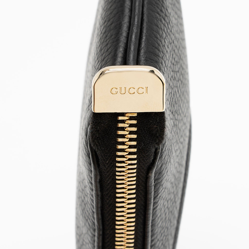 Gucci Leather Soho Wristlet (SHF-tCQd7D)
