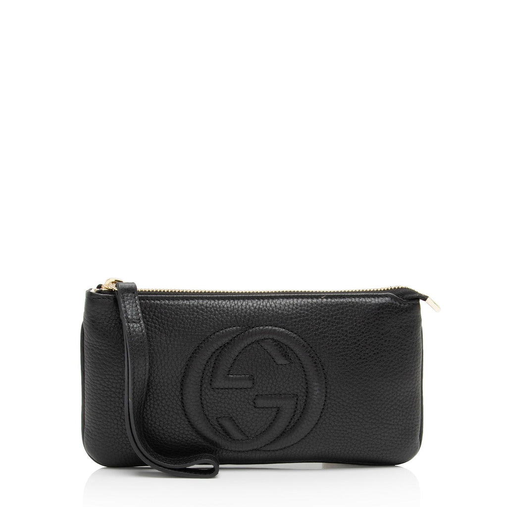 Gucci Leather Soho Wristlet (SHF-tCQd7D)