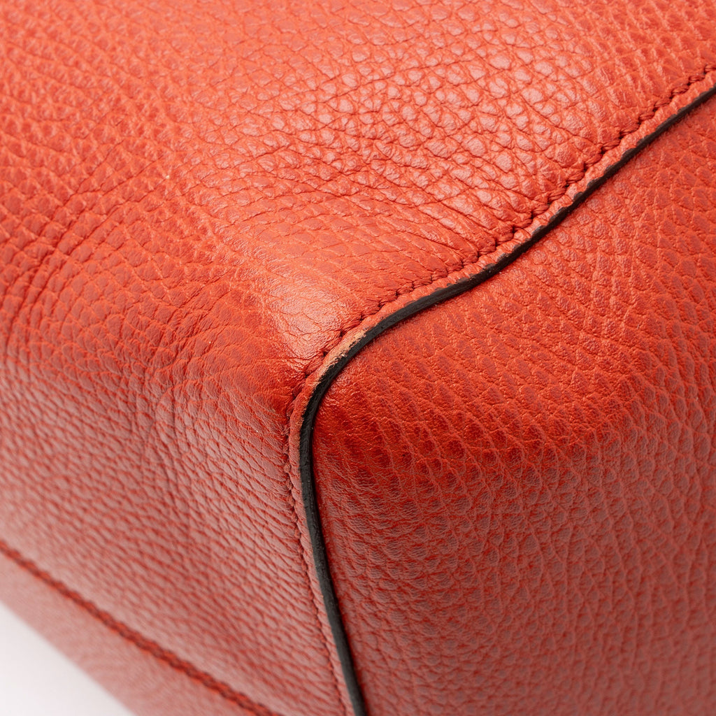 Gucci Leather Swing Medium Tote