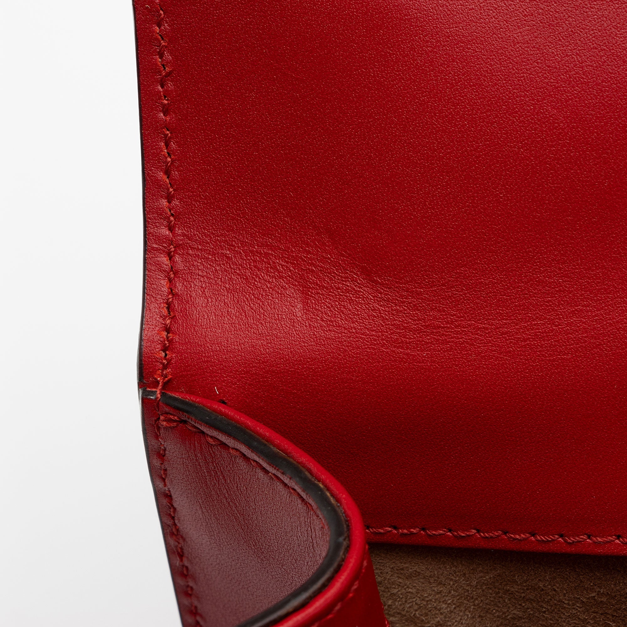 Gucci Leather Sylvie Mini Chain Bag