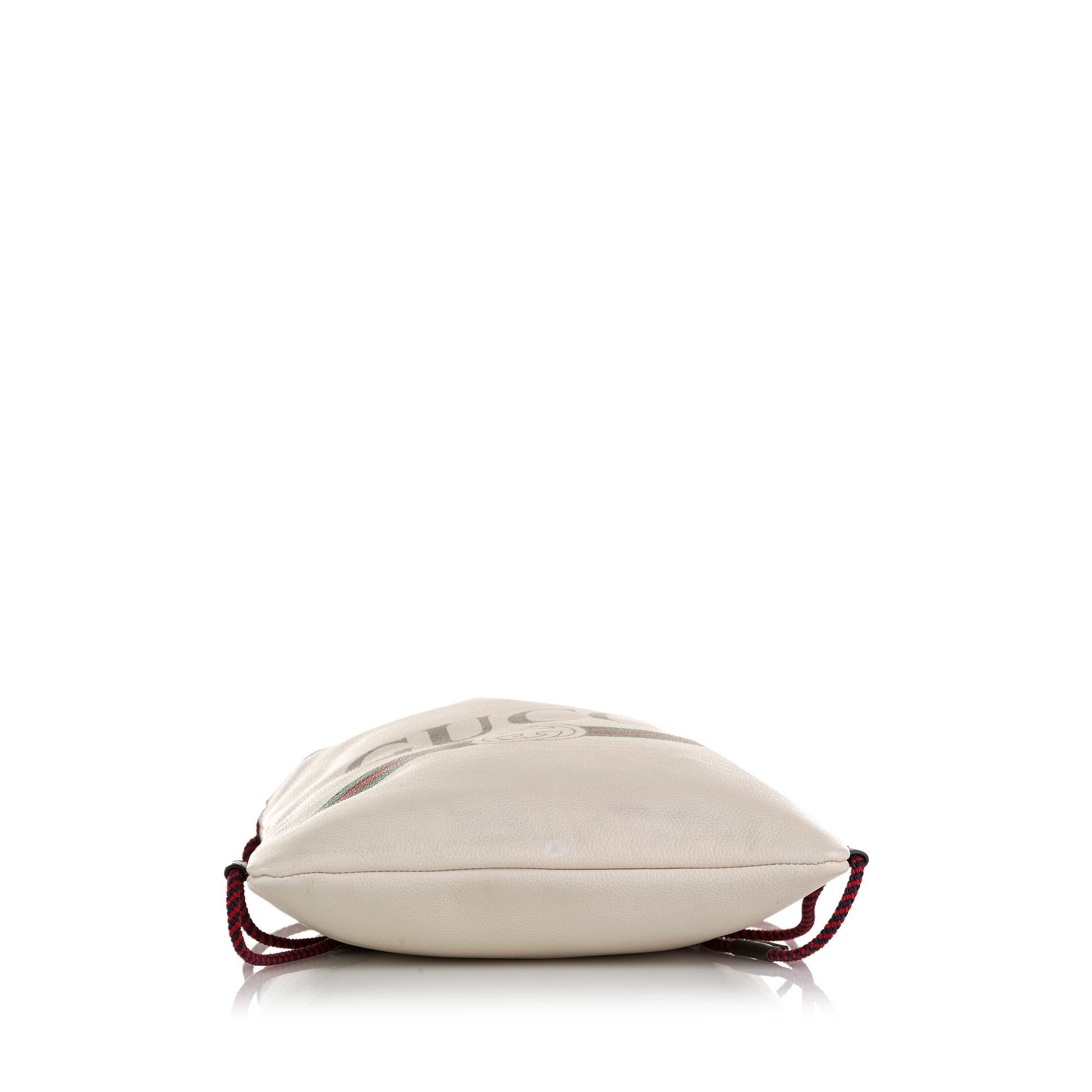 Gucci Logo Drawstring Backpack (SHG-Vl8urK)