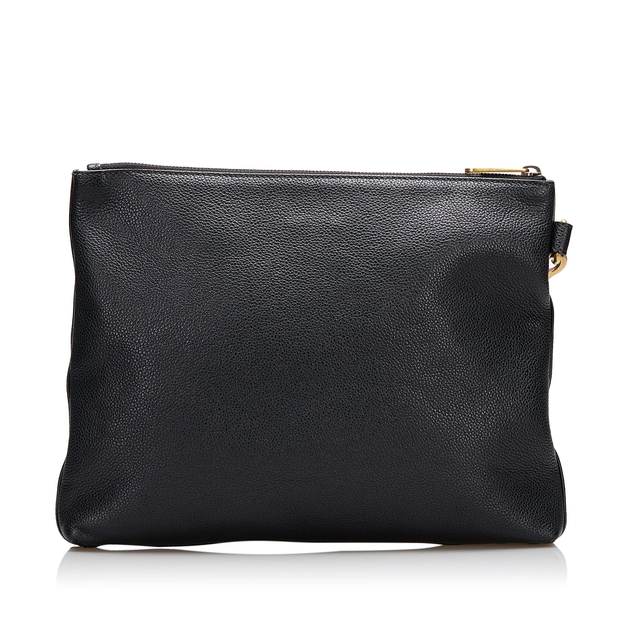 Gucci Logo Leather Clutch (SHG-Kmt4iX)