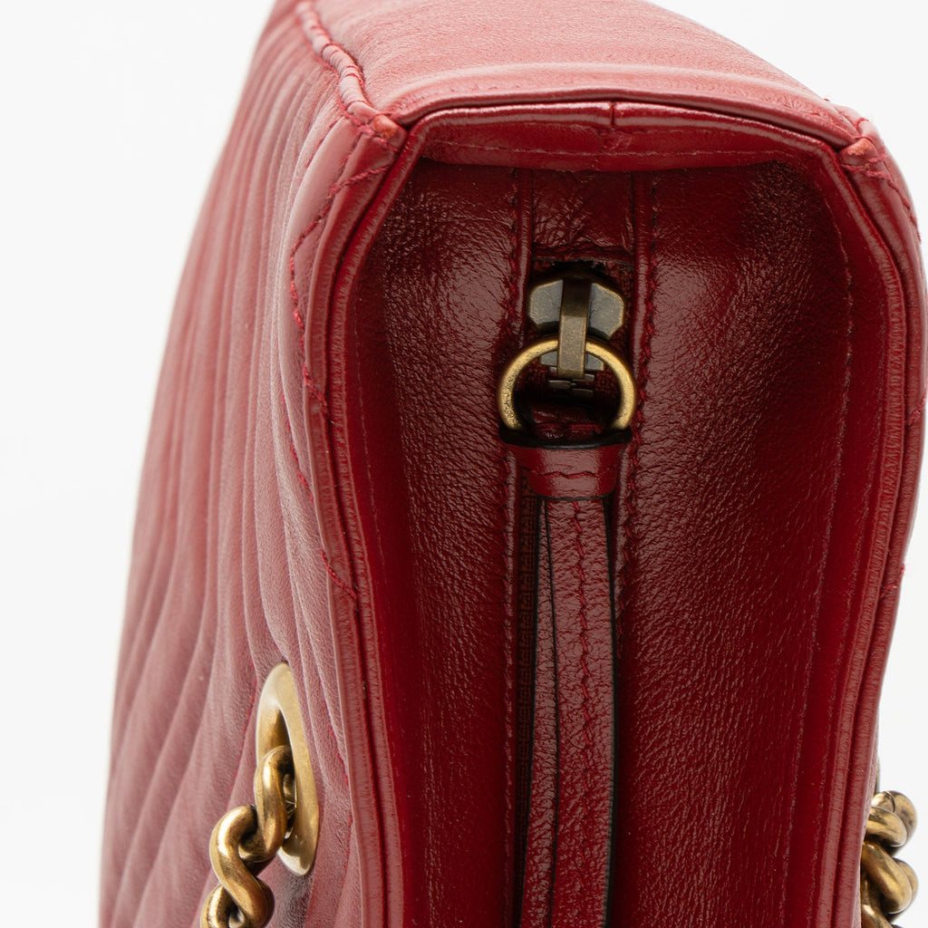 Gucci Matelasse Calfskin GG Marmont Medium Chain Tote