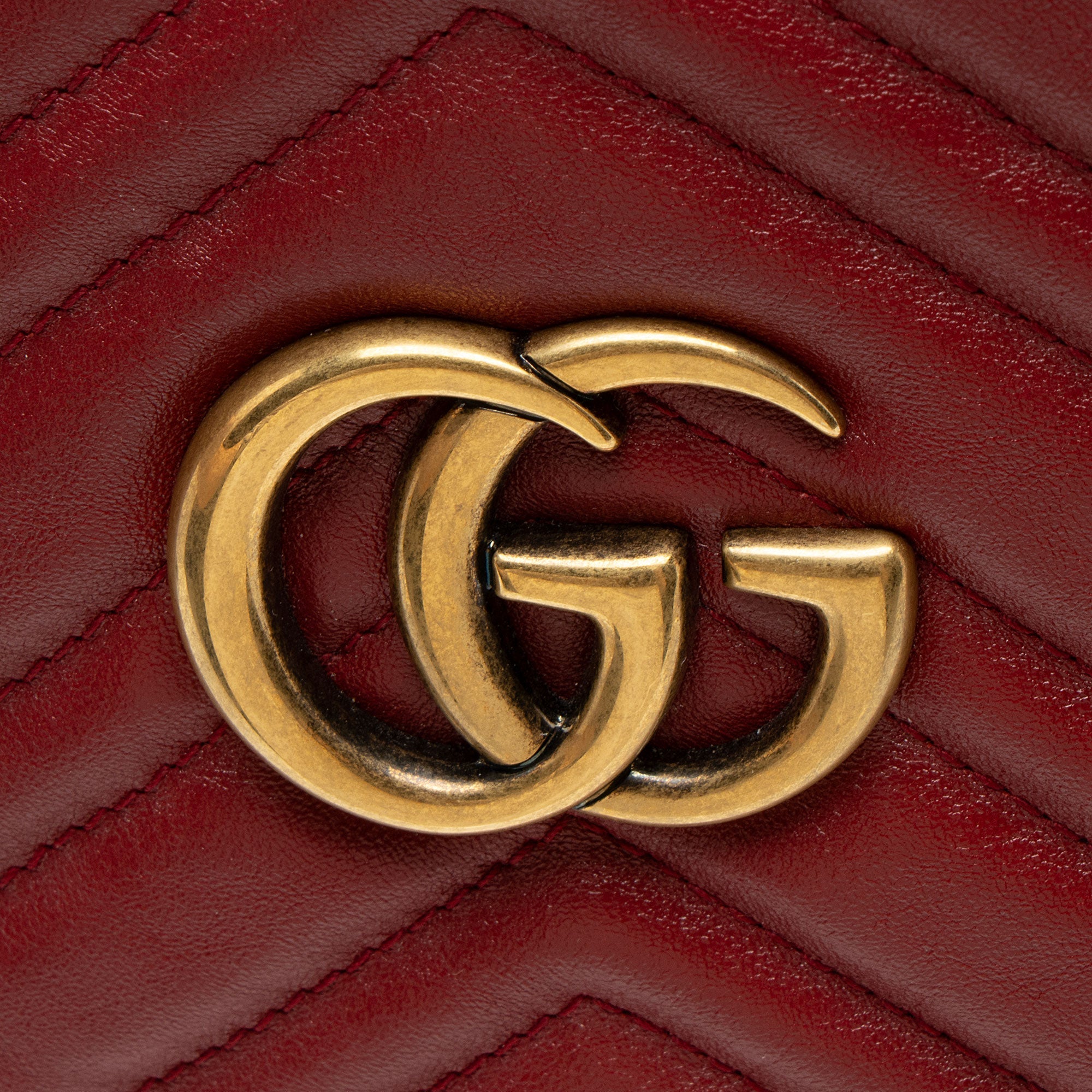 Gucci Matelasse Calfskin GG Marmont Medium Chain Tote