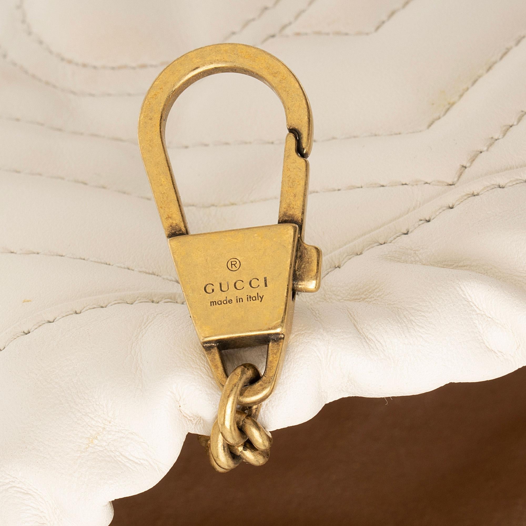 Gucci Matelasse Leather GG Marmont Mini Bucket Bag (SHF-OKI41N)
