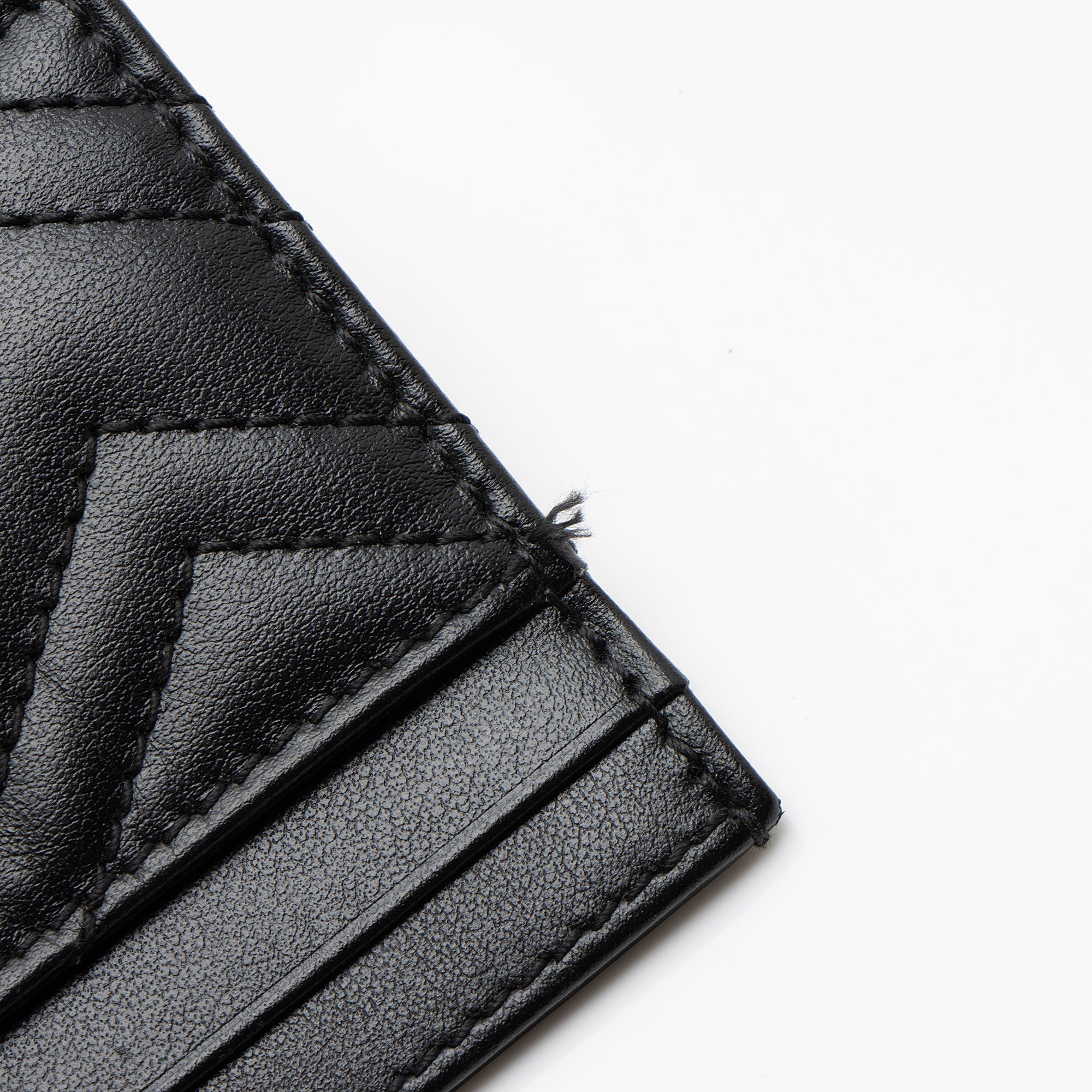 Gucci Matelasse Leather GG Marmont Card Case