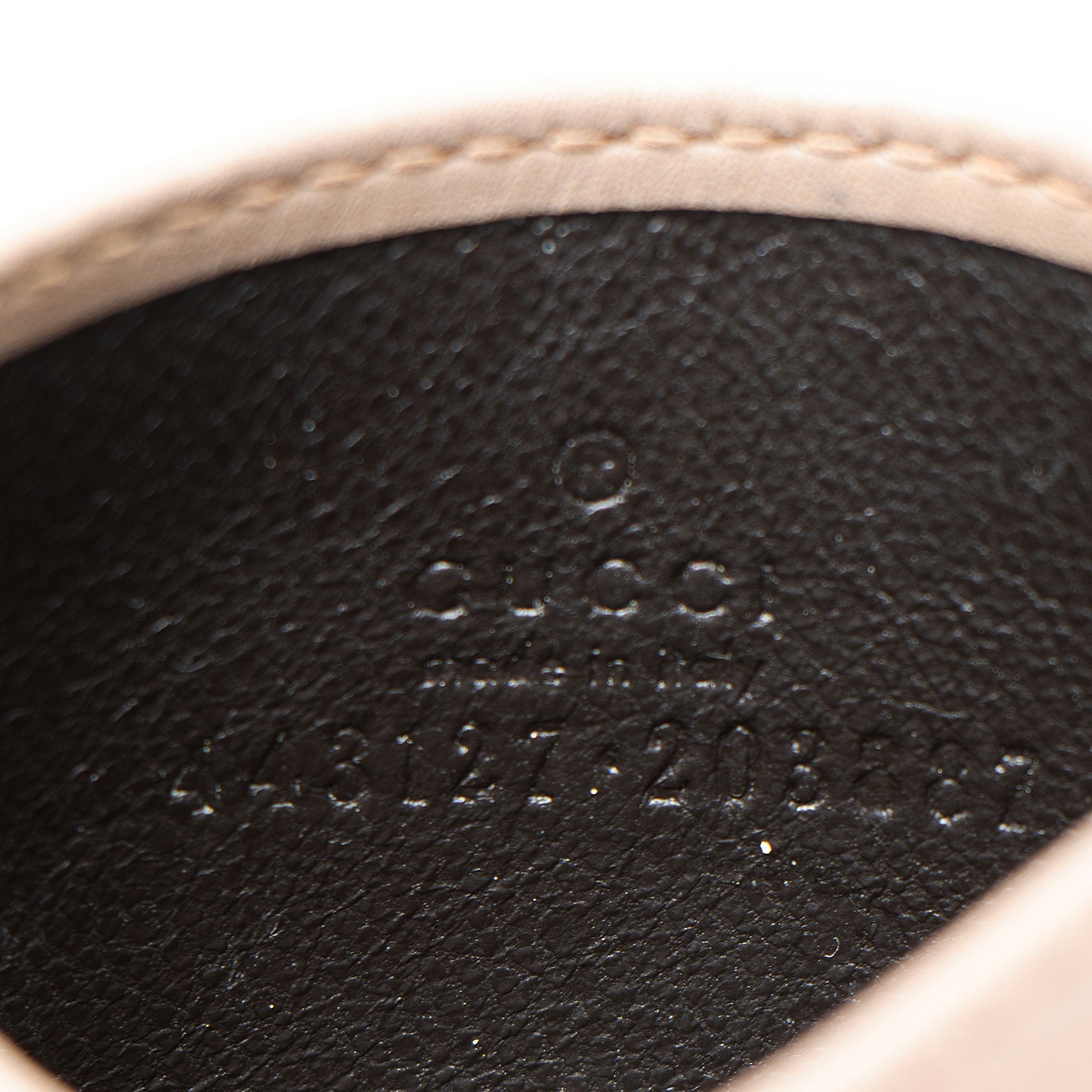 Gucci Matelasse Leather GG Marmont Card Case