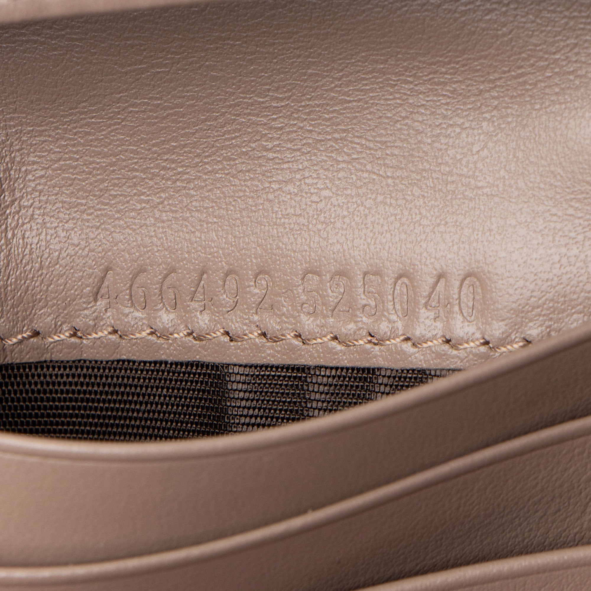 Gucci Matelasse Leather GG Marmont Card Wallet