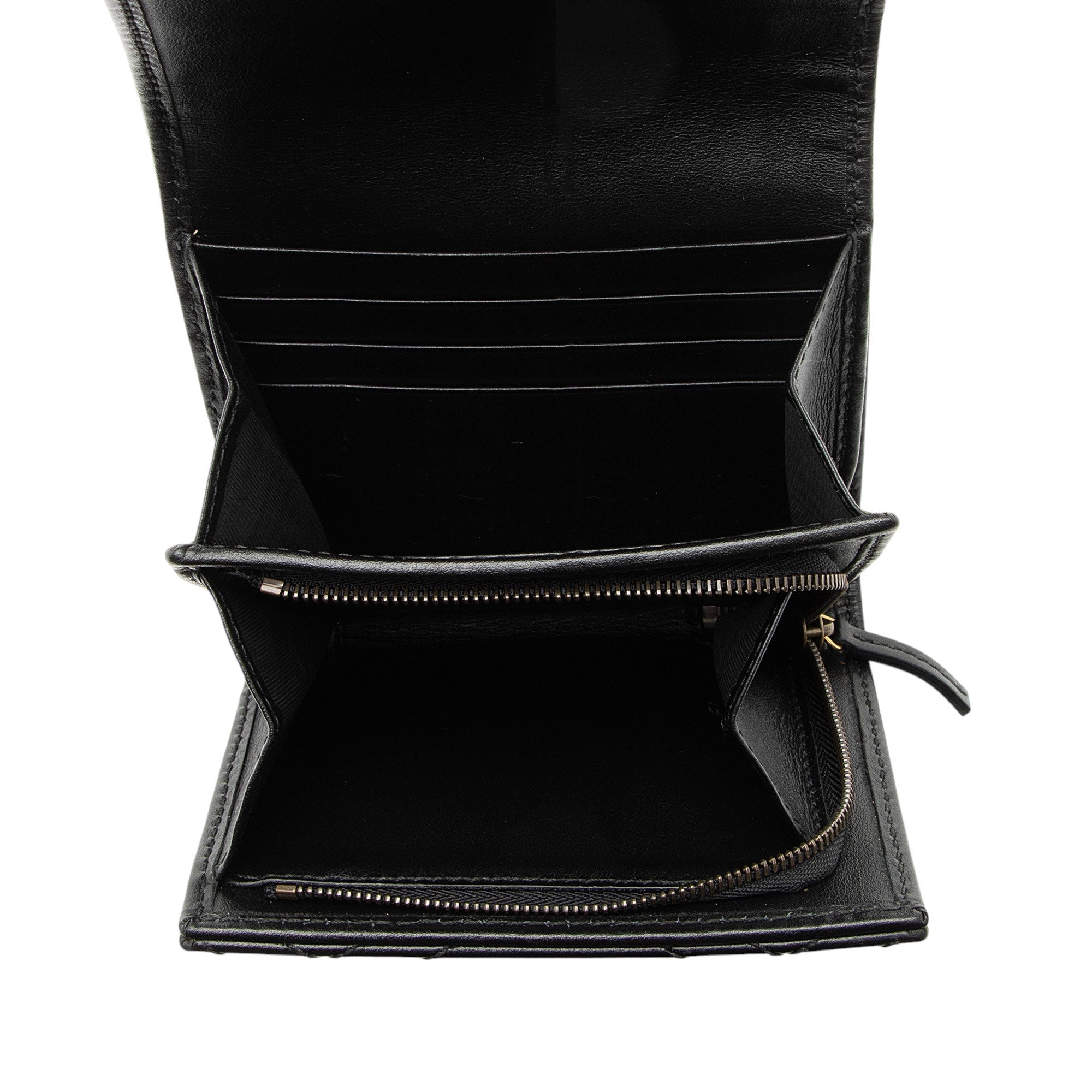 Gucci Matelasse Leather GG Marmont Compact Wallet